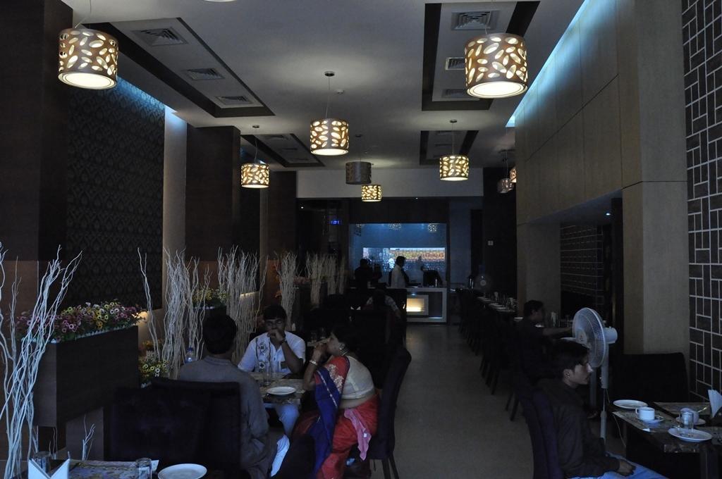 Silk Route Hotel Guwahati Ngoại thất bức ảnh