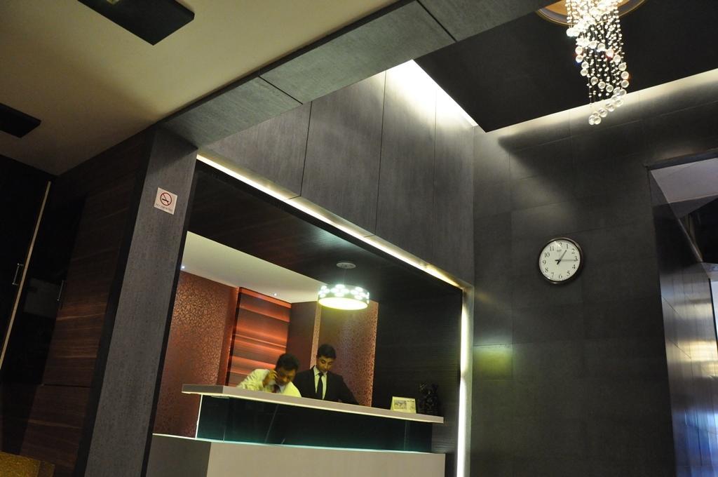 Silk Route Hotel Guwahati Ngoại thất bức ảnh